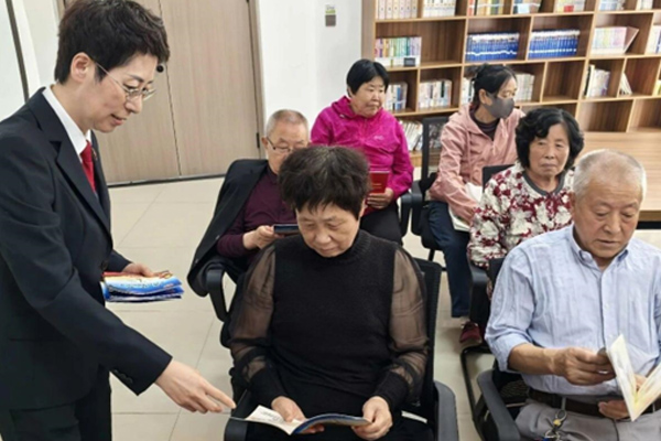 盘锦中院开展防范养老诈骗宣讲活动 盘锦中院开展防范养老诈骗宣讲活动