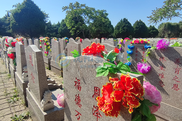 回龙岗墓园 回龙岗墓园