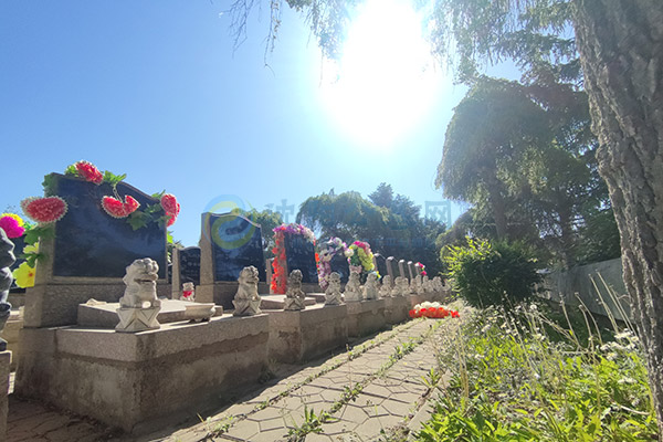沈阳墓园夏季精选:从公墓环境到墓地价格,沈阳公墓网多方面对比帮你做决策! 沈阳墓园夏季精选:从公墓环境到墓地价格,沈阳公墓网多方面对比帮你做决策!