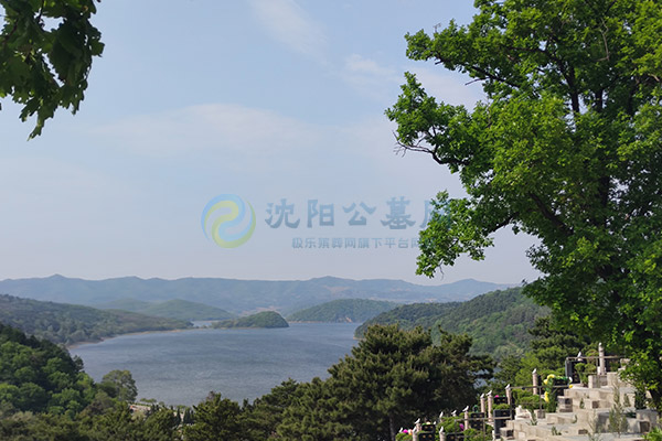 沈阳墓园夏季精选:从公墓环境到墓地价格,沈阳公墓网多方面对比帮你做决策! 沈阳墓园夏季精选:从公墓环境到墓地价格,沈阳公墓网多方面对比帮你做决策!