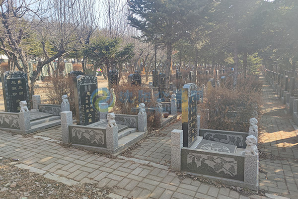 沈阳纪念林墓园