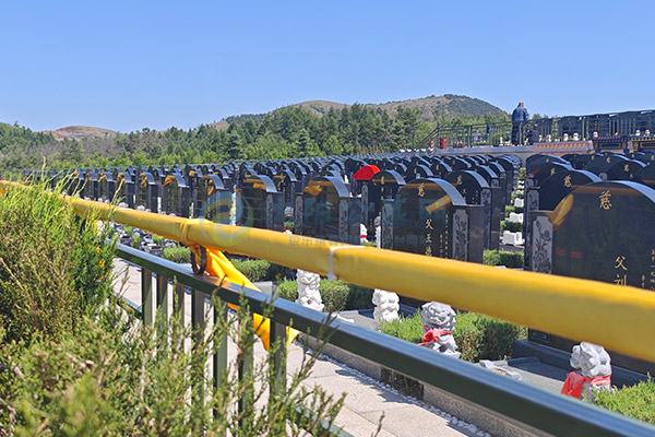 龙福山纪念园