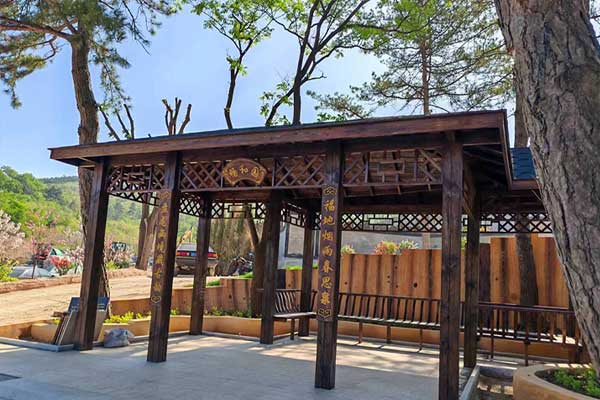 盘龙墓园 盘龙墓园