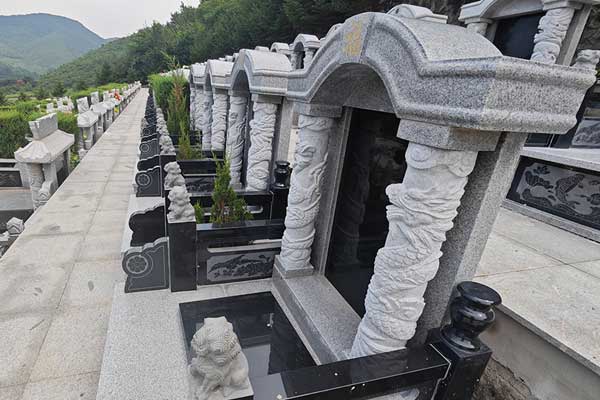 沈阳玉灵山墓园 沈阳玉灵山墓园